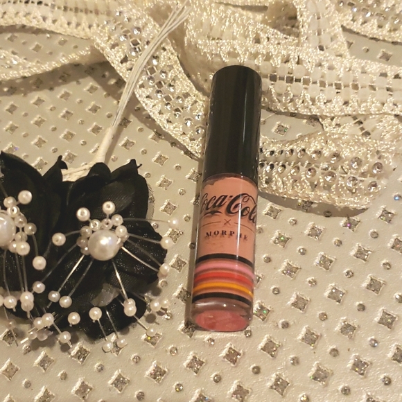 JOIN VOICES Morphe x Coca-Cola RARE Lip Gloss NWObox - Picture 4 of 4
